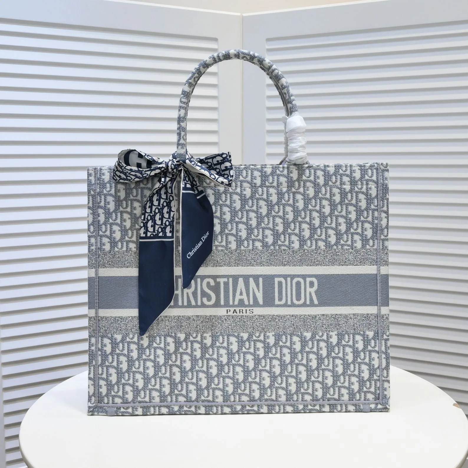 Designer Handbags DR 289