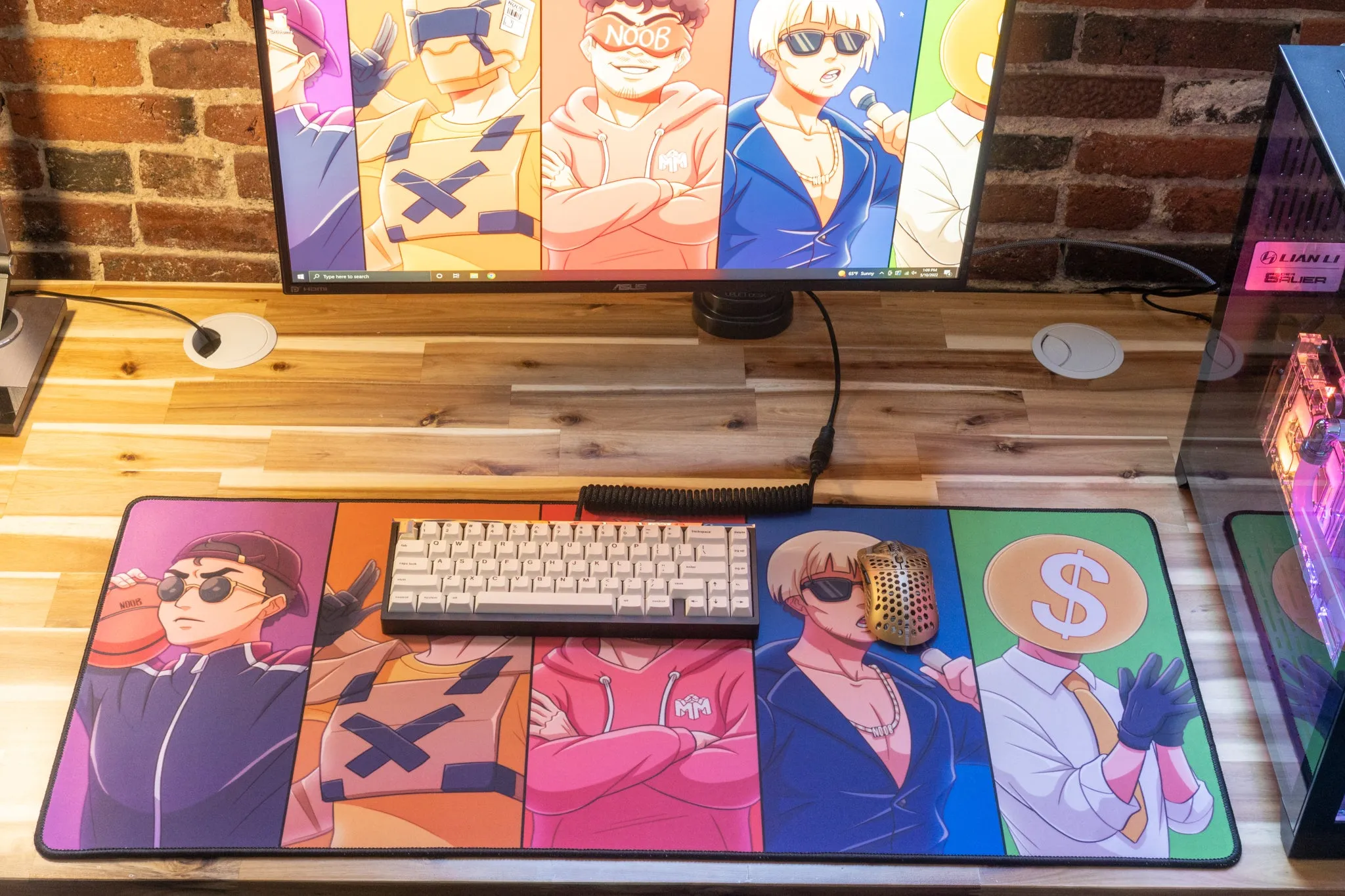 Limited Edition - "Macro - The Noobs" Creator Collaboration Deskmat