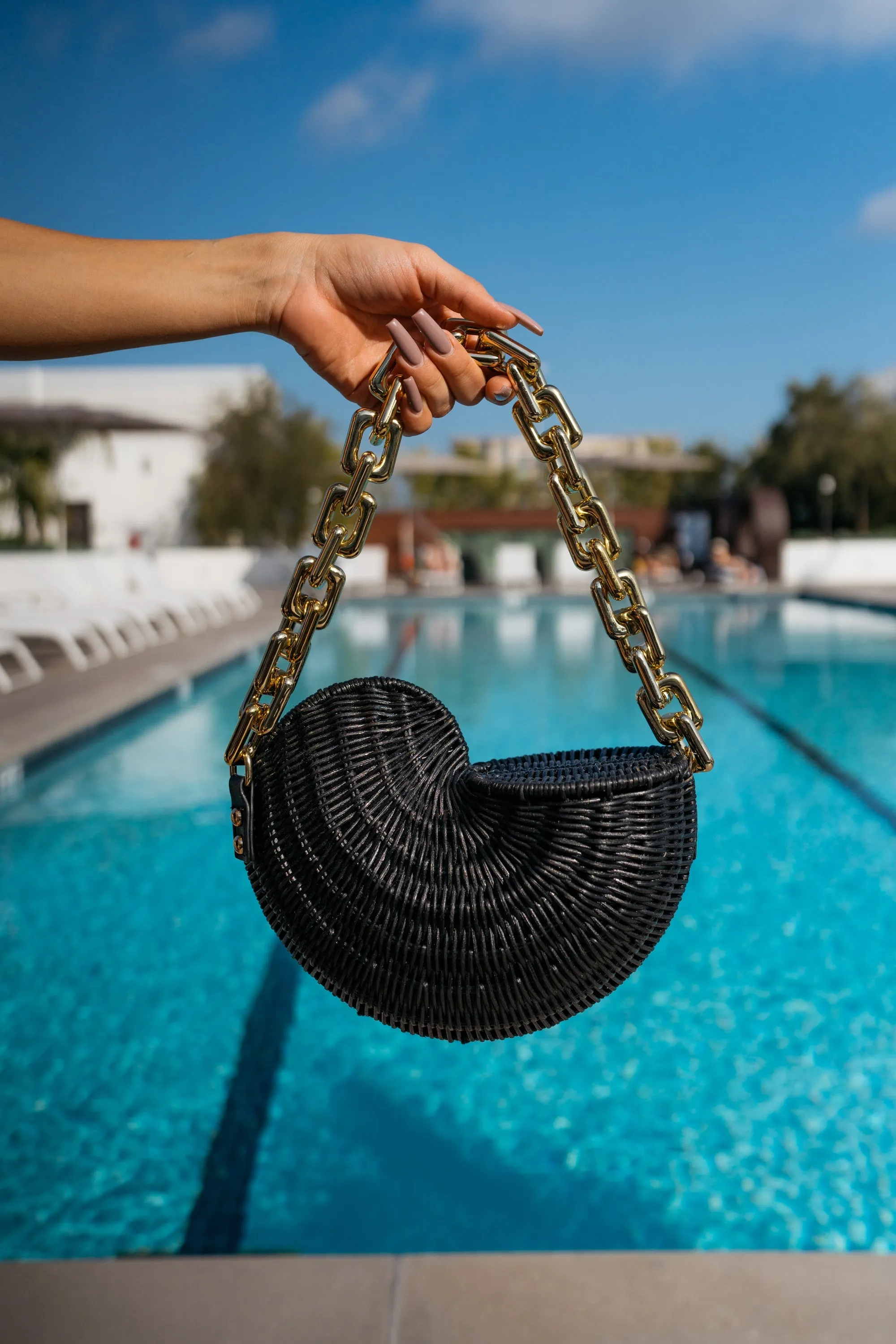 Moon Shell Purse in Black Wicker