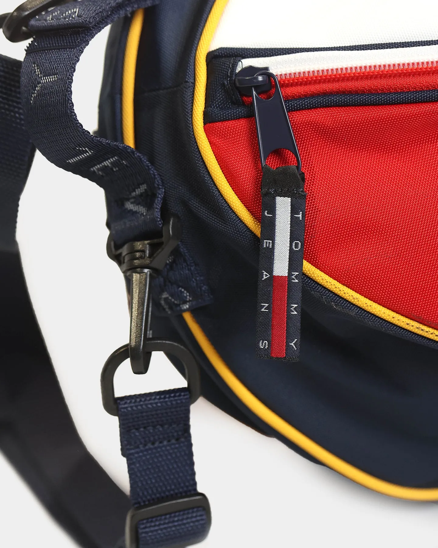 Tommy Jeans TJM Heritage Ball Bag Colour Block