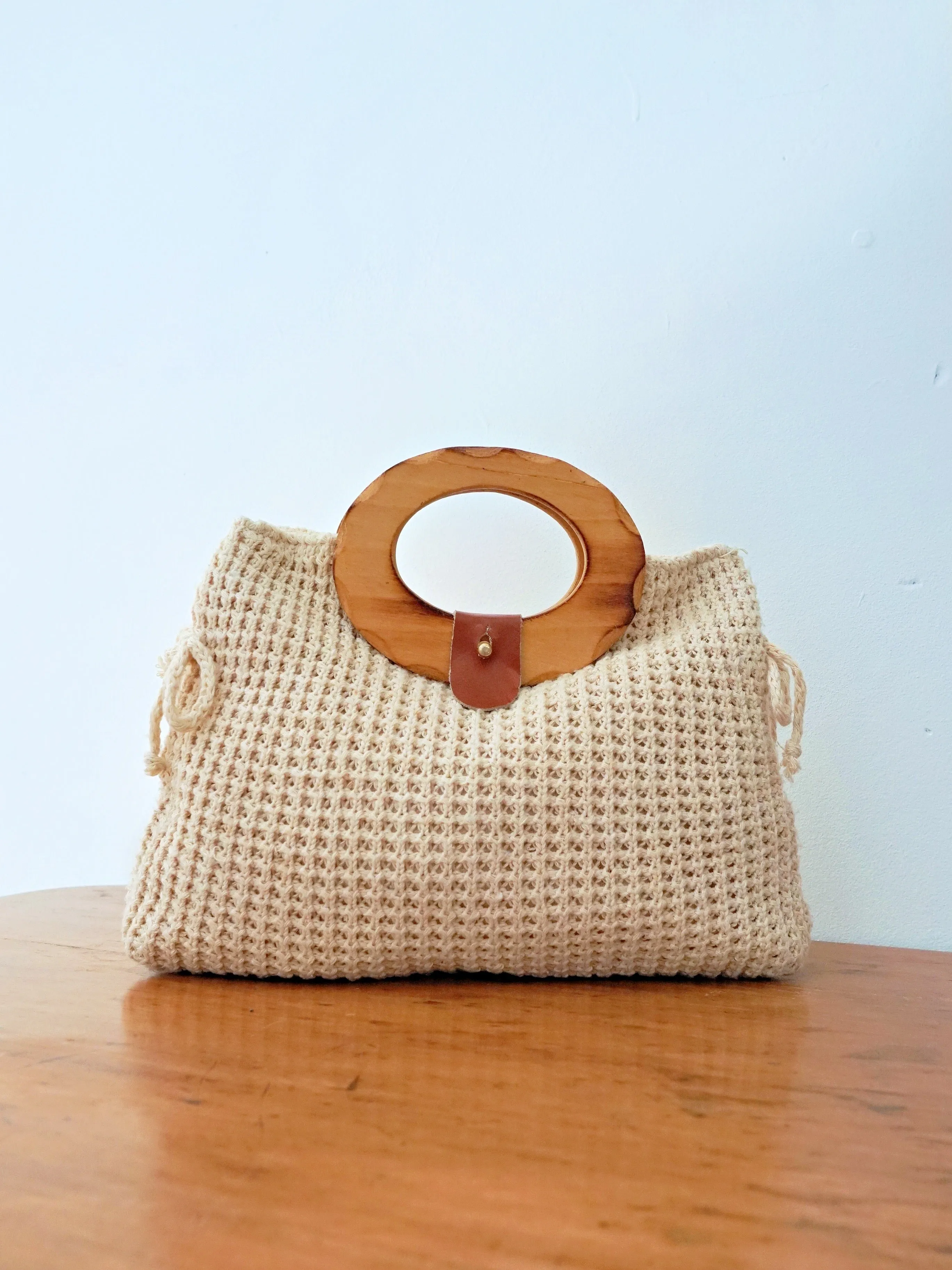 Vintage Crochet Wood Handle Bag